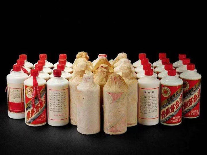 西湖日照岚山回收酒价格哪里回收(附近上门回收茅台酒）?